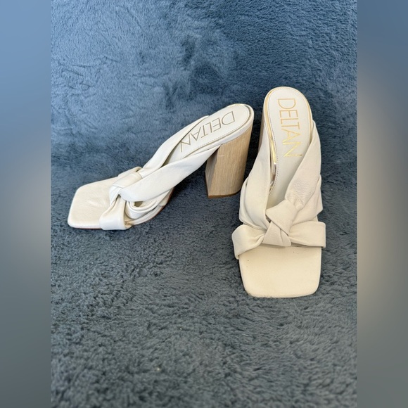 Women’s Deltan White Square Toe Slip On Heeled Sandal Size 9 Casual Summer - Picture 2 of 7